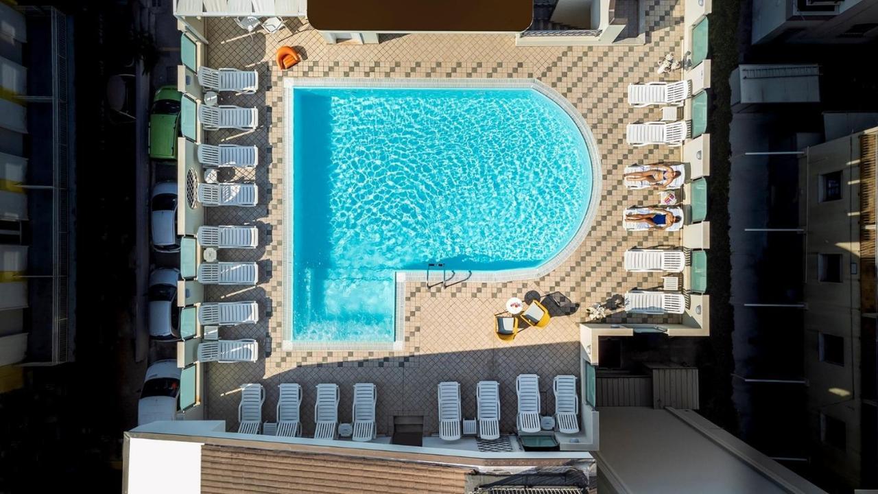 Hotel Principe Cattolica Exterior foto