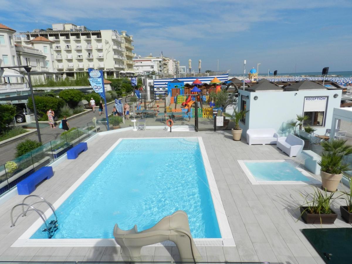 Hotel Principe Cattolica Exterior foto