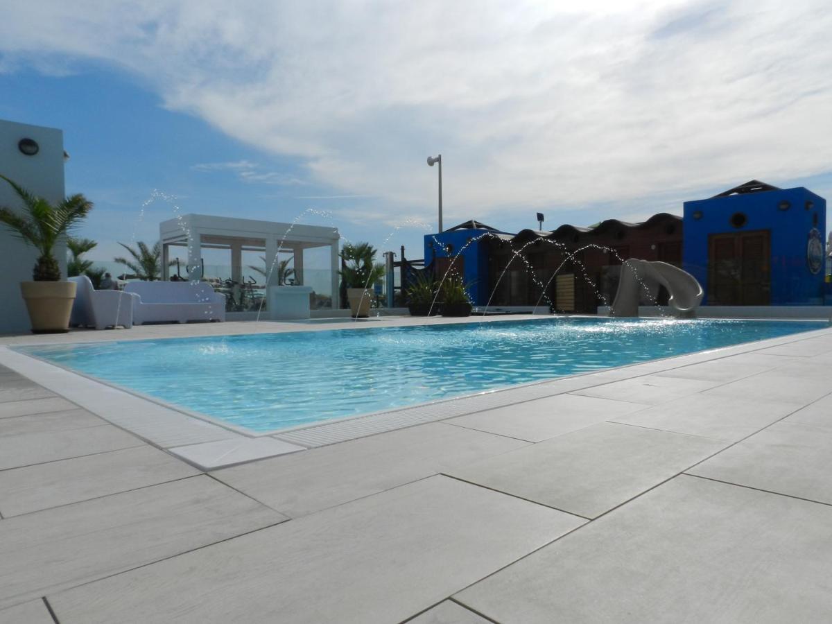 Hotel Principe Cattolica Exterior foto